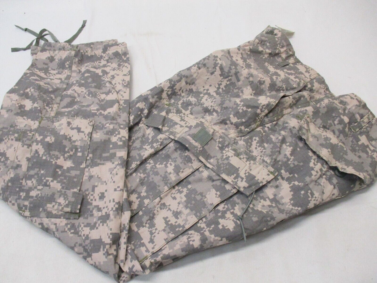 New ACU Pants/Trousers Medium Long USGI Digital Camo Flame Resistant FRACU  Army