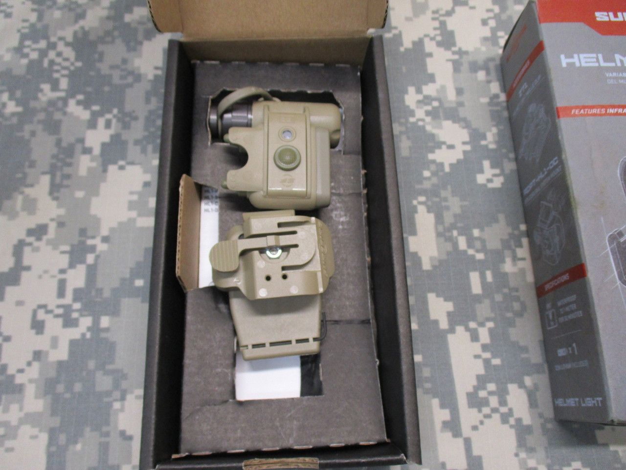 NEW TAN SUREFIRE HELMET LIGHT WHITE/BLUE - IR STROBE ACH/MICH