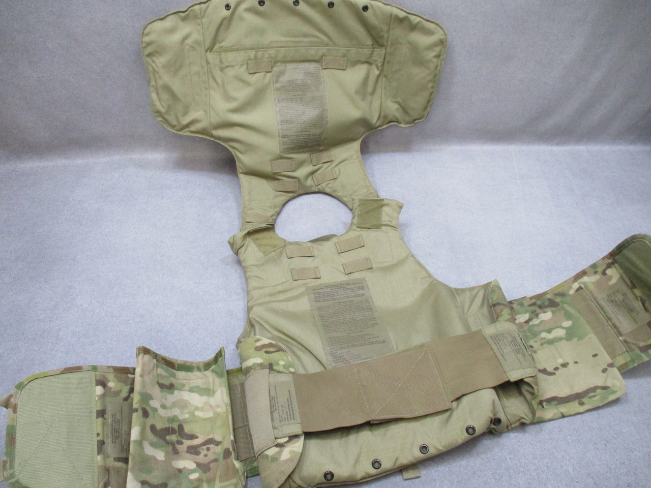 USGI IOTV Gen II Plate Carrier w/ Soft Armor Inserts – Multicam