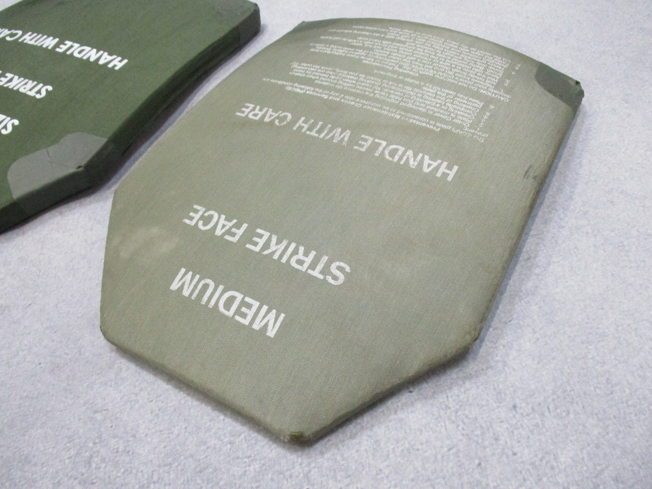 USGI ESAPI Ballistic Plates Medium – Ceradyne – NSN 8470-01-520