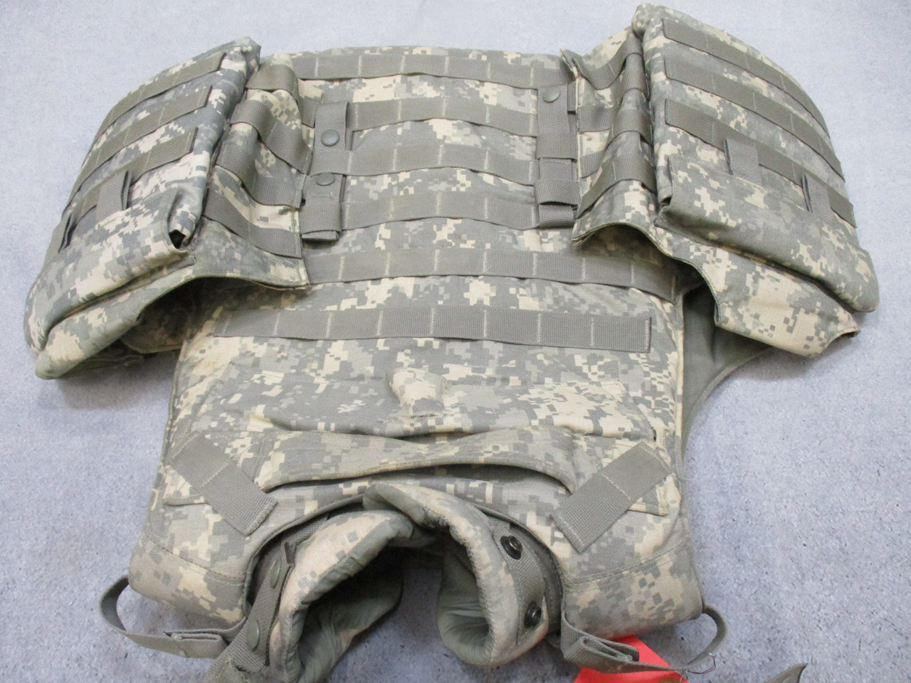 USGI IBA Interceptor Body Armor Vest ACU UCP Medium w/ Kevlar
