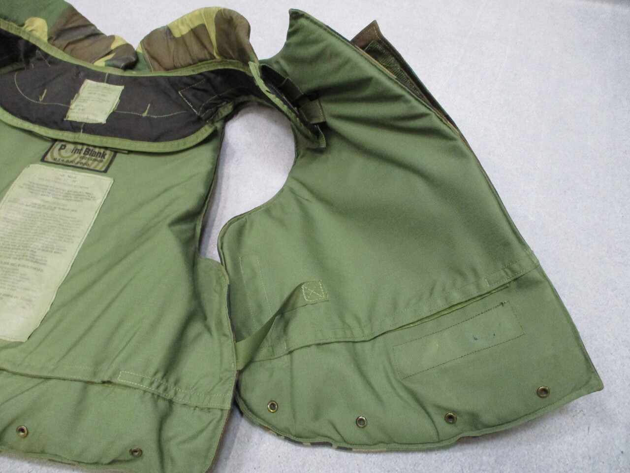 USGI IBA Interceptor OTV Body Armor Vest Woodland Point Blank Medium
