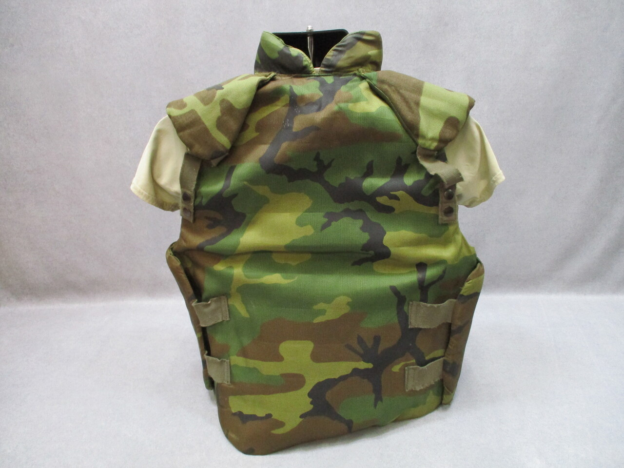 Woodland PASGT Fragmentation Protective Vest Body Armor Medium