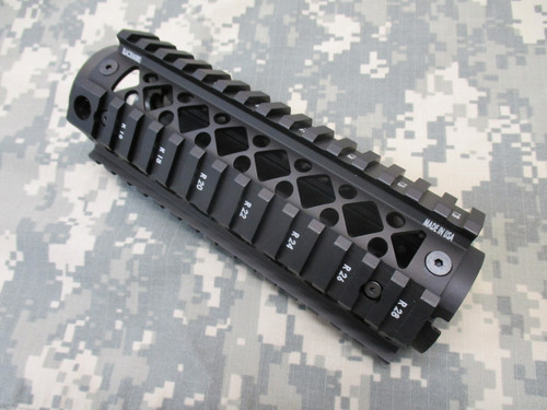 BLACKHAWK QUAD RAIL CARBINE LENGTH FOREND HANDGUARD 2 PEICE DROP IN