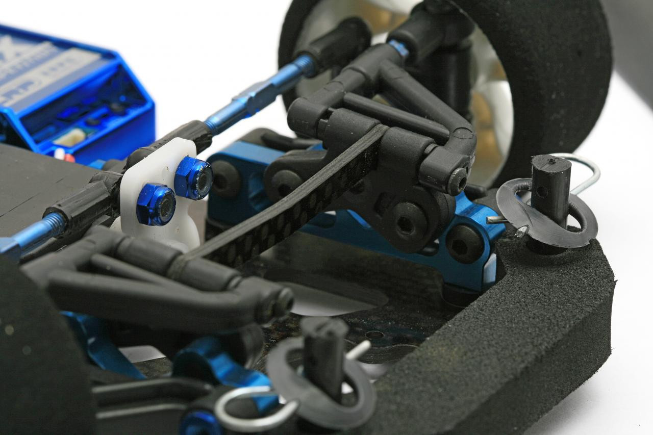 Buy Team Associated 4705 RC12R5.2 Front Bulkhead Online At Low Prices In India - Foto 9