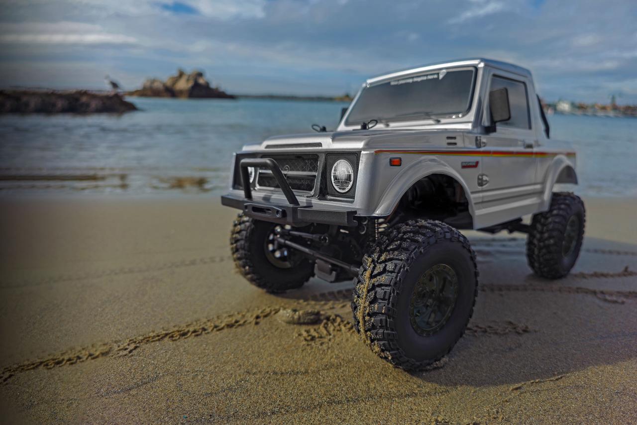 Enduro12 Trail Truck, Bushido RTR - Associated Electrics