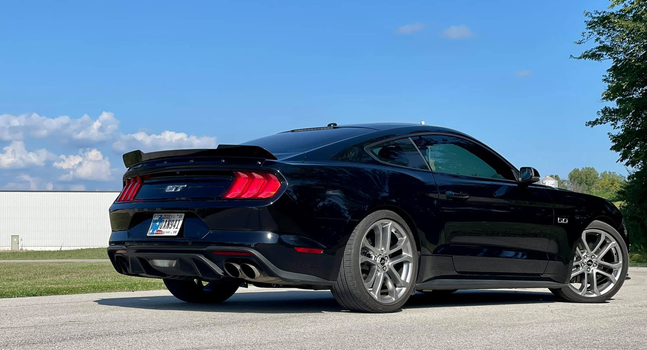 2015-2022 Mustang Rear Spoiler (Short Center Cut, Beadless Version)