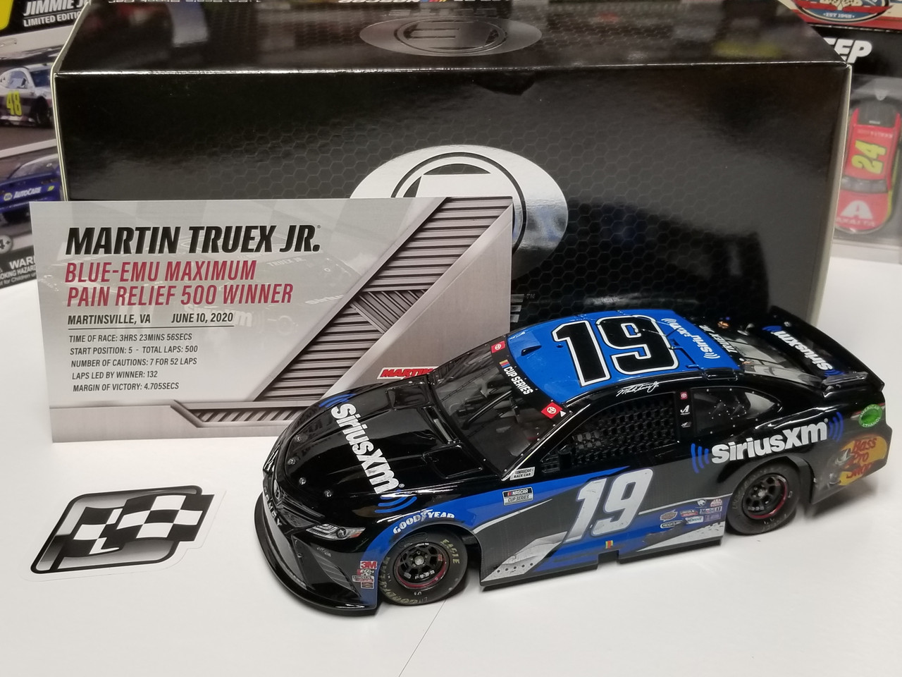 Martin Truex Jr 2020 Martinsville Win 1/24 Elite