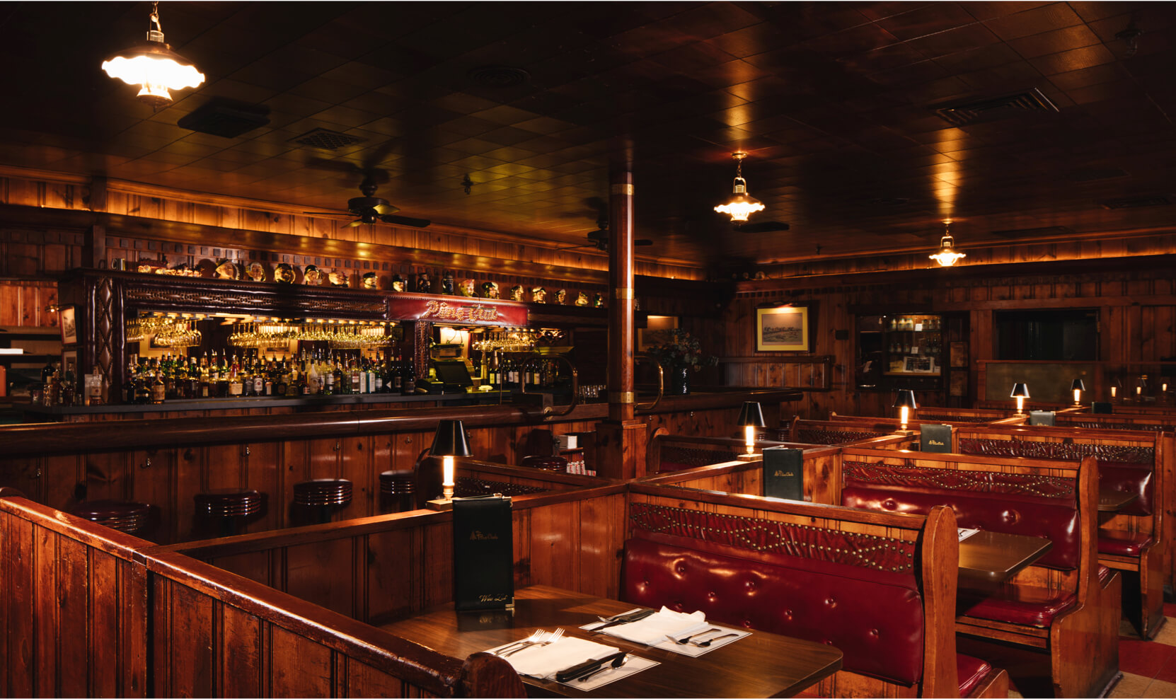 pine club dining room