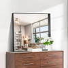 Squared Corner Black