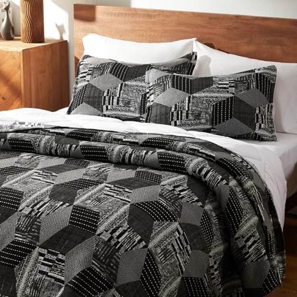 Black Geometric Black Geometric