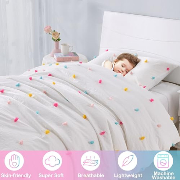 White-colorful Tufted Dots