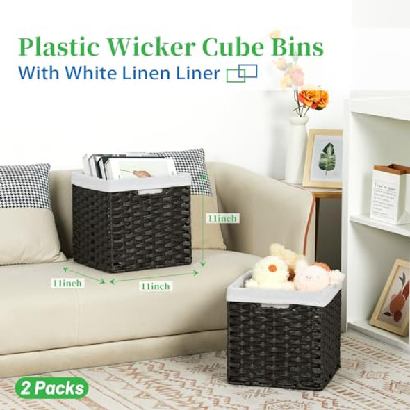 Blackish-tan Blackish-tan