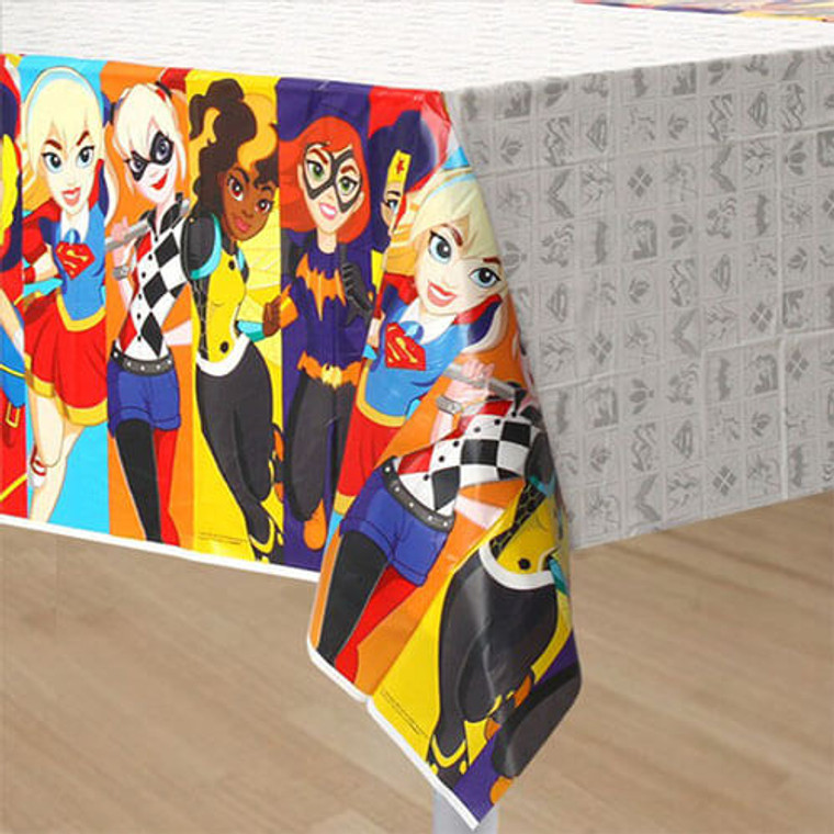 Super Hero Girl Decorator - Table Cover