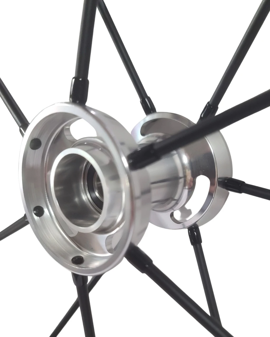 Sumo_Wheelchair_Knobby_Tires_Hub