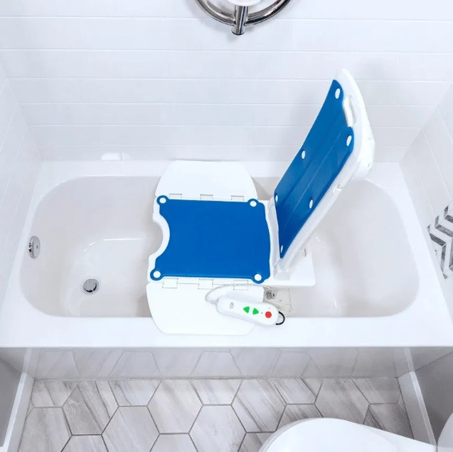 Solution Based BathLyft | Living Spinal