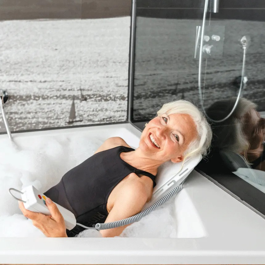 Bellavita Bath Lift, by Drive Medical | Living Spinal