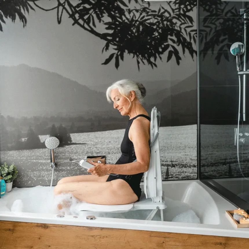 Bellavita Bath Lift, by Drive Medical | Living Spinal