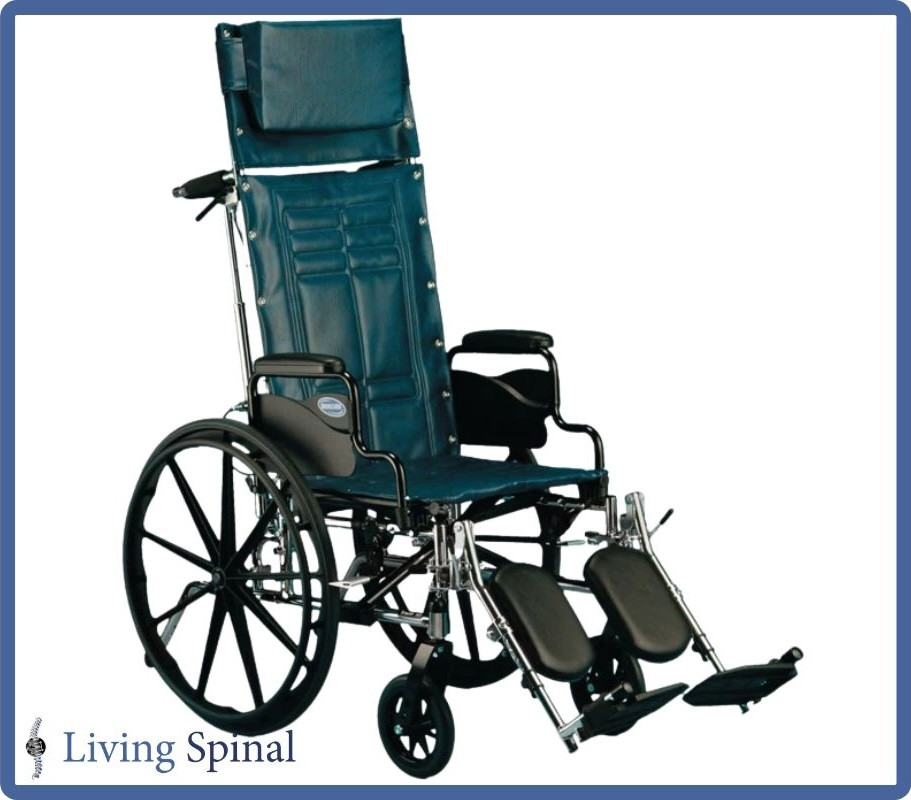 セントポーリア Tracer SX5 Recliner by Invacare