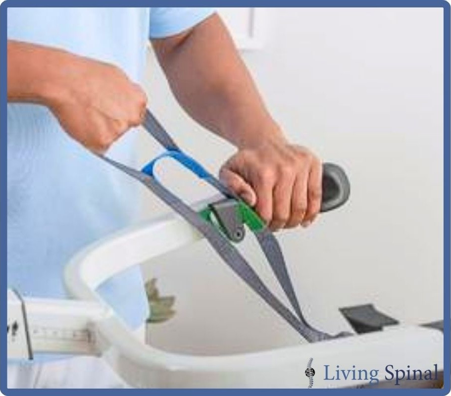 Invacare ISA Stand-up Lift Perfect Hook Design Living Spinal