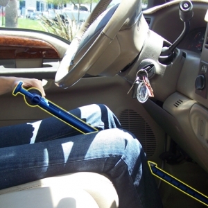 az-1-handcontrols-sit-comfortably-21714.jpg az-1-handcontrols-sit-comfortably-21714.jpg