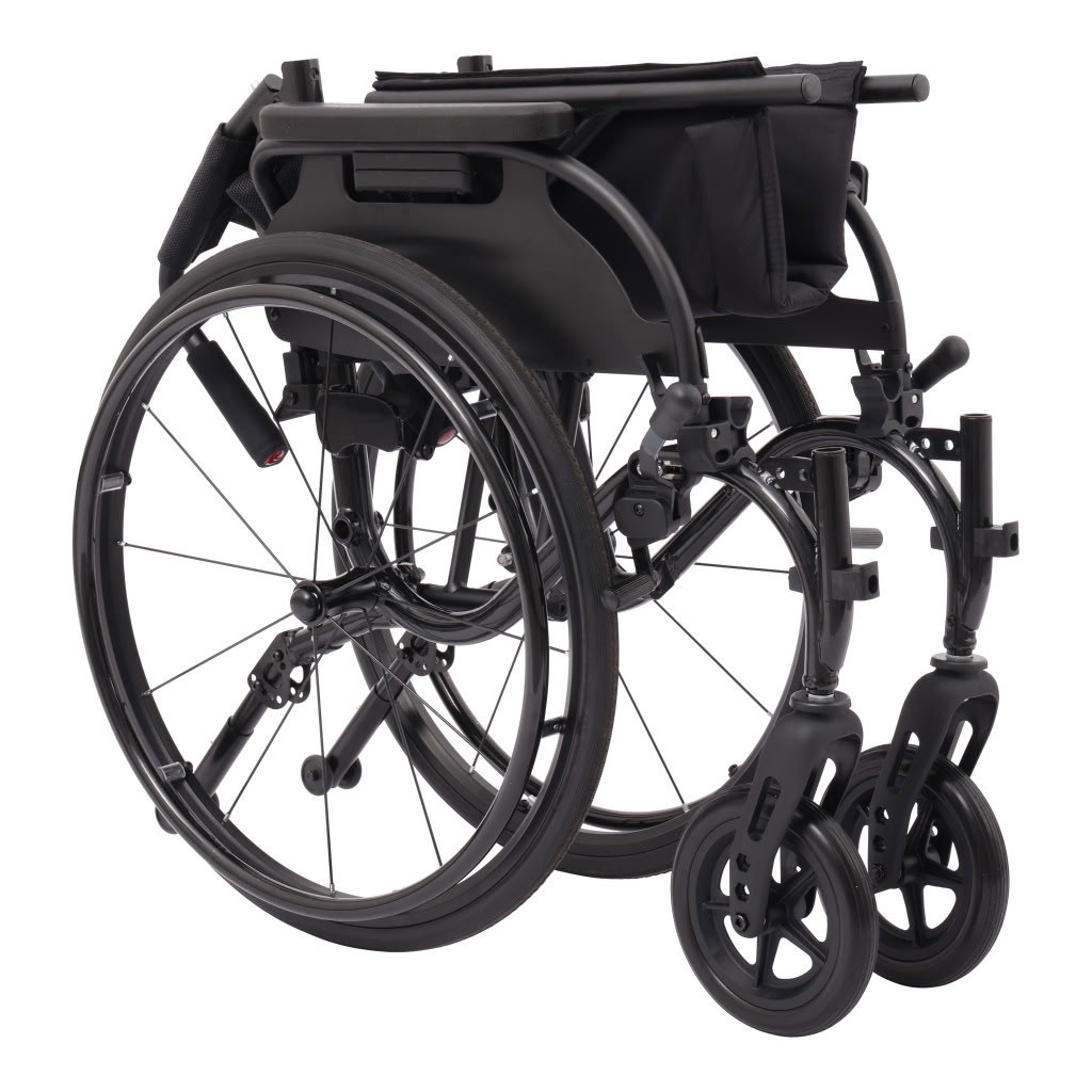 Nitro Cruise fold-down backrest and quick-release wheels