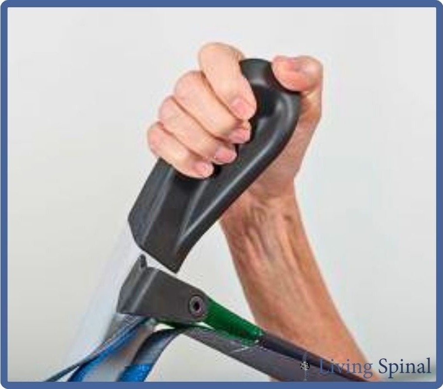 invacare-isa-web-ergonomic-handgrip-living-spinal.jpg