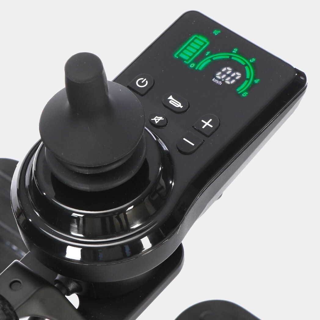 living-spinal-controller-close-up.jpeg living-spinal-controller-close-up.jpeg