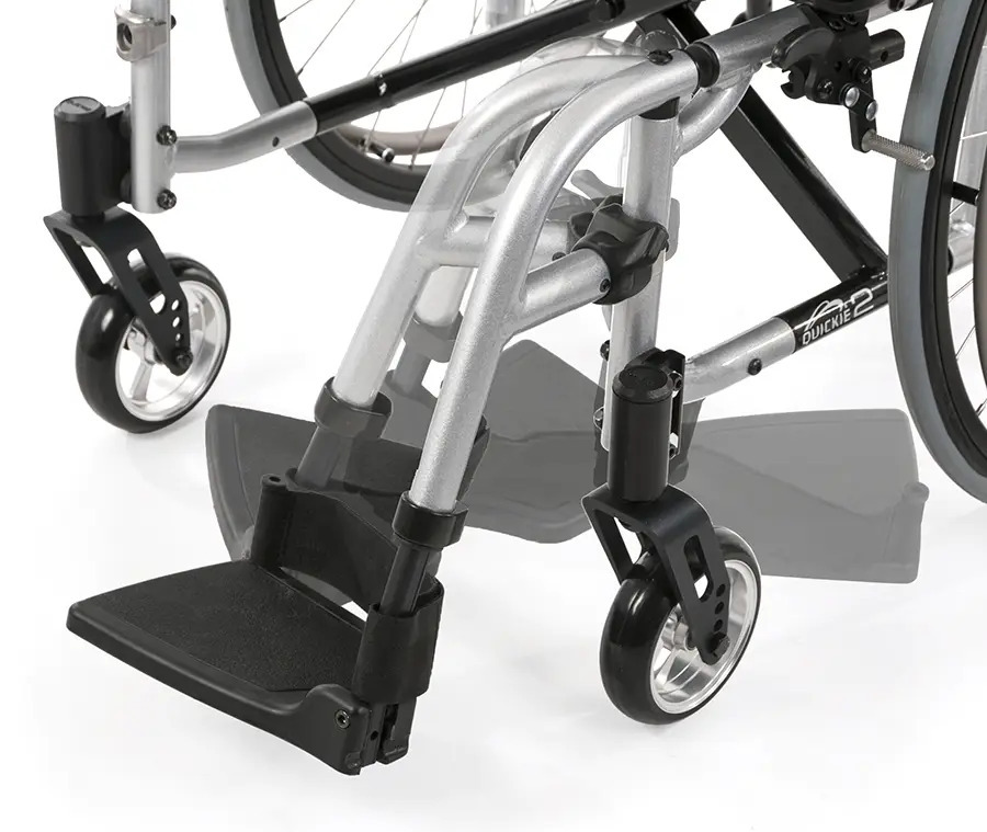 living-spinal-iris-swing-in.jpg living-spinal-iris-swing-in.jpg