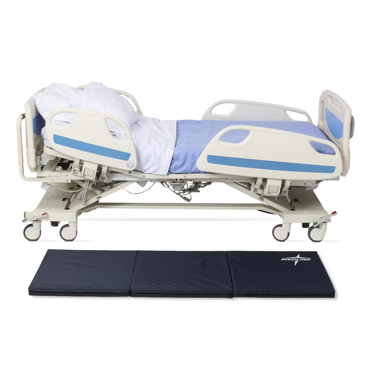 living-spinal-medline-tri-fold-fall-mat-main.jpg living-spinal-medline-tri-fold-fall-mat-main.jpg