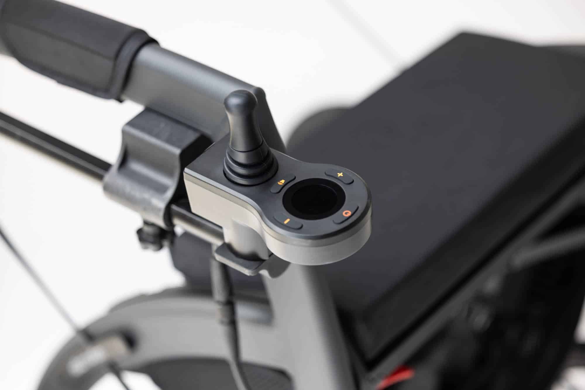 living-spinal-rollz-motion-electric-joystick-controller.jpg living-spinal-rollz-motion-electric-joystick-controller.jpg