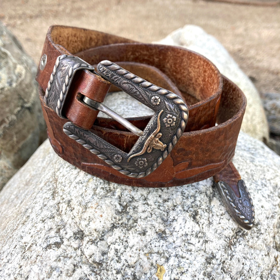 Vintage 2024 belt buckle