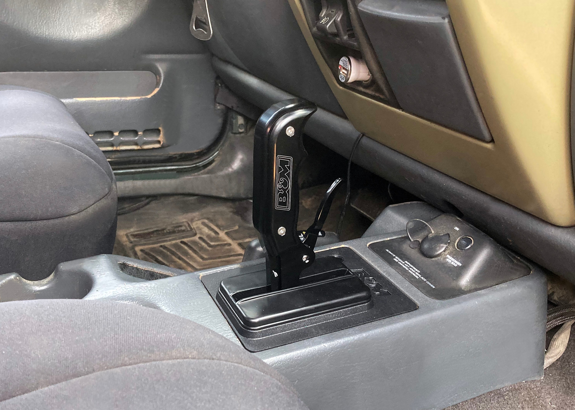 B&M | BM-81187 | Automatic Transmission Shift Lever Assembly