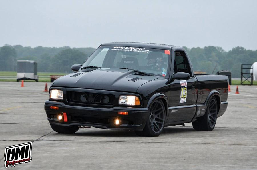  UMI Performance 1982-2003 S10/S15 Truck Corner Max Kit- Race, Street handling, Black - (UMI-383001-B) 