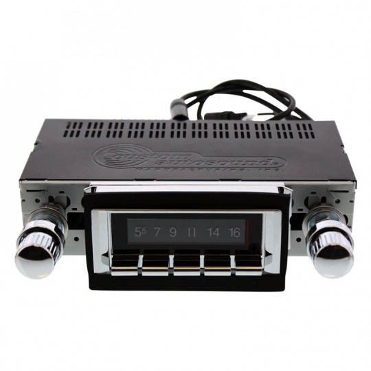 Custom Autosound 1966-67 Chevrolet Chevelle/El Camino USA-740 Radio with Bluetooth - (CAS-CAMCH67740)