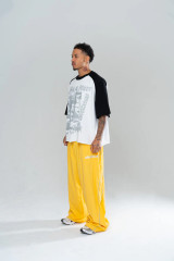 UNDERGROUND CROPPED TEE - WHITE/BLACK