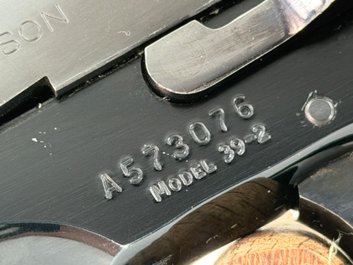 Smith & Wesson Model 39-2 Semi-Auto Pistol – 9mm (Circa 1979–1980)