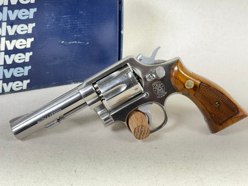 Smith & Wesson 64-3 .38 Special Serial: AJA1158