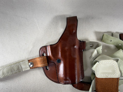 Don Hume H750 No. 34 Shoulder/Butterfly Holster