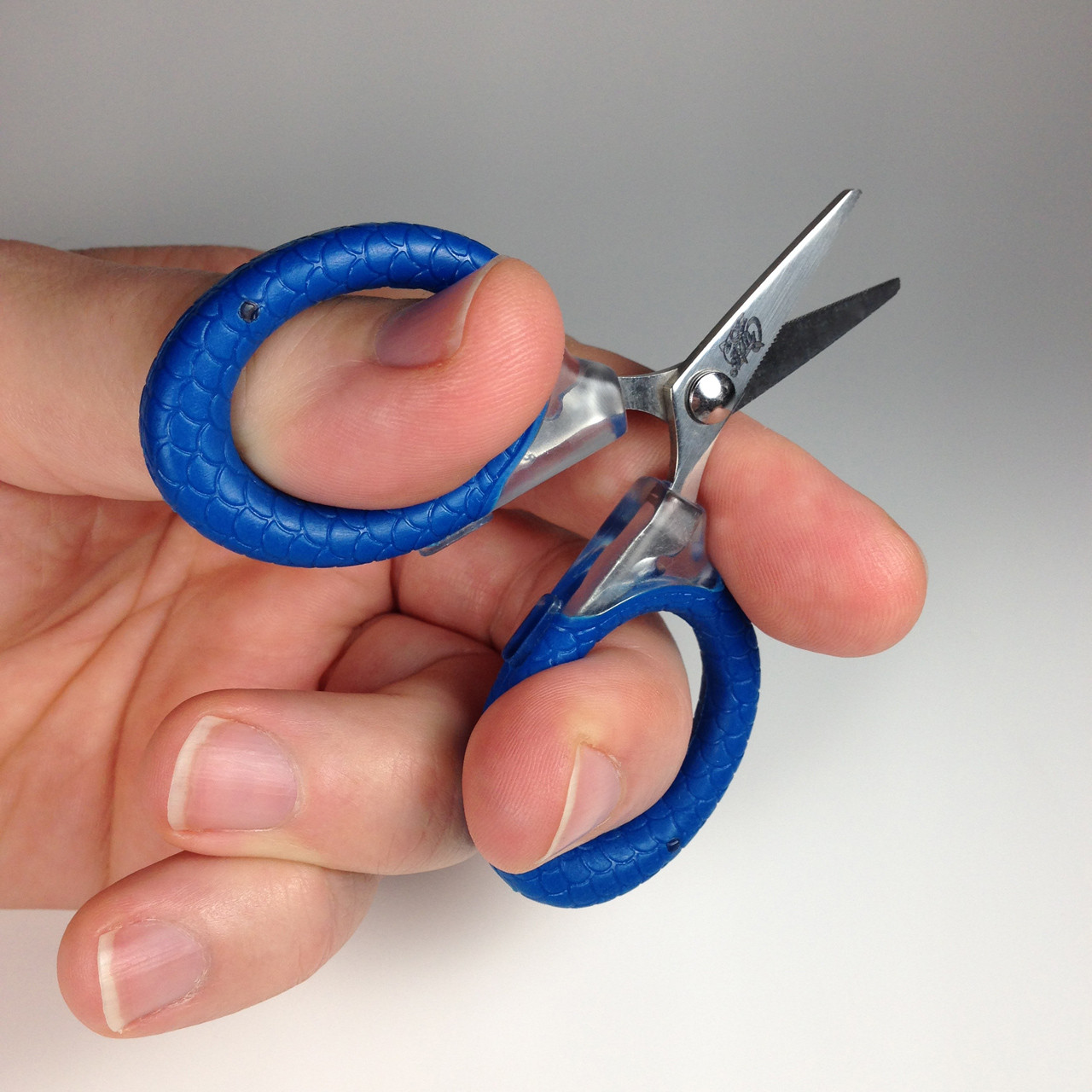 Cuda® 3 Titanium Bonded Micro Scissors