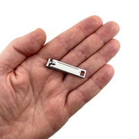 Nearly 3/4 the size of standard clippers