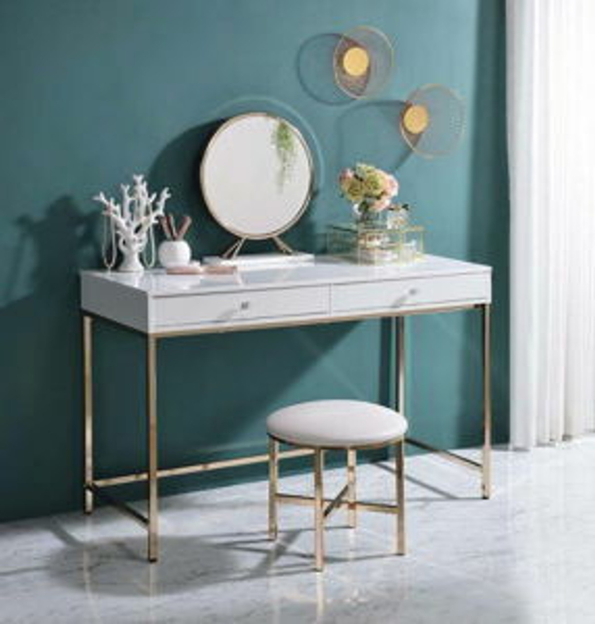 Desks & Vanities