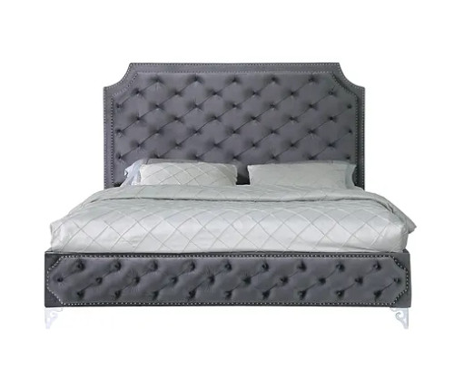 Leilah Platform Bed in Velvet