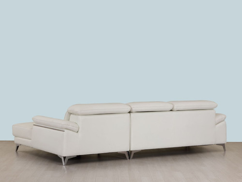 727 - Sectional