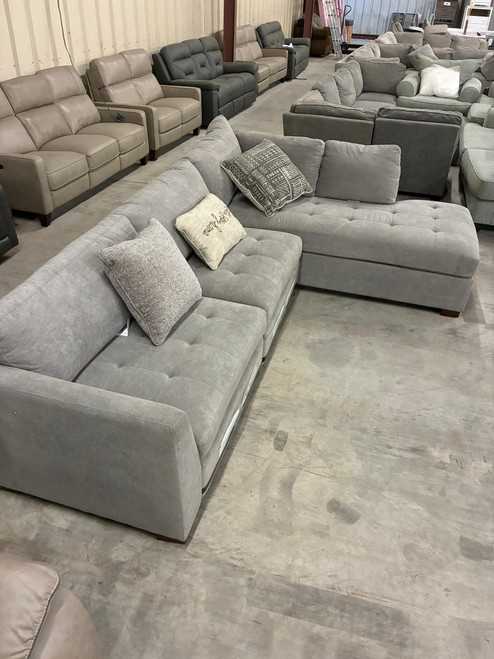 RETURN ITEM  - OPEN - LIKE NEW - Fabric Sectional - SOLD AS IS