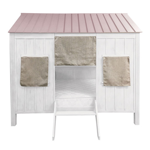 Spring Cottage - Bed