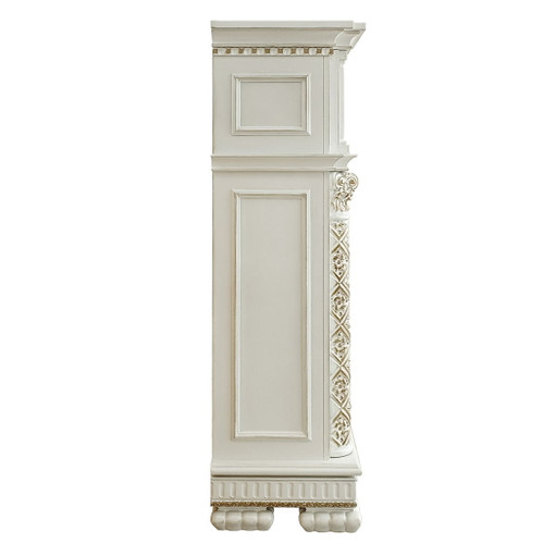 Vendome - Fireplace