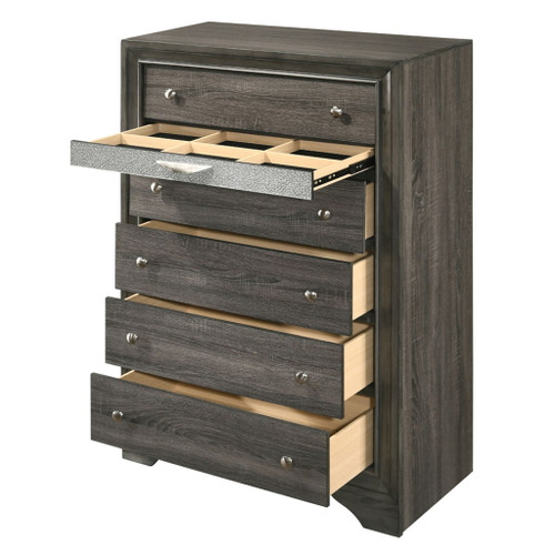 Naima - Chest