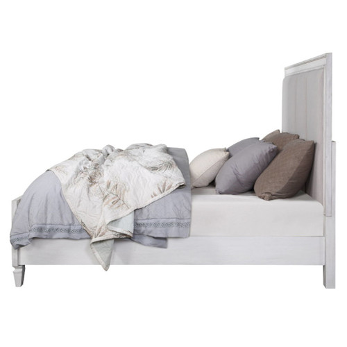 Katia - Bed