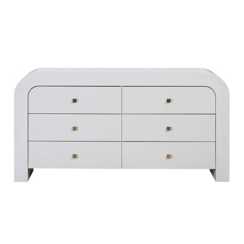 Hump - 6 Drawer Dresser